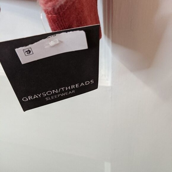 Grayson Threads fuzzy sweatshirt NWT - Picture 3 of 4